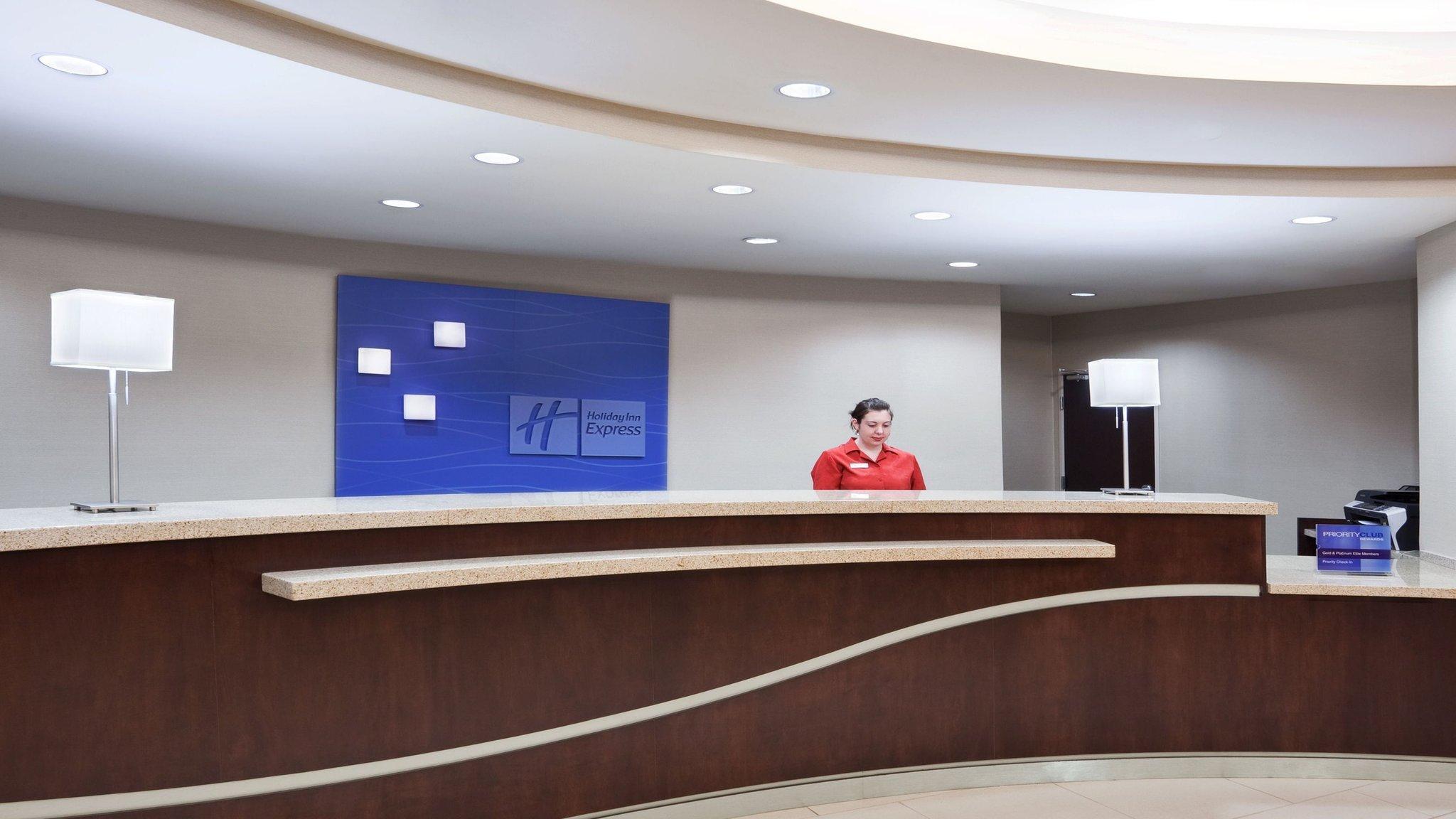 Holiday Inn Express & Suites Zanesville North By Ihg מראה חיצוני תמונה